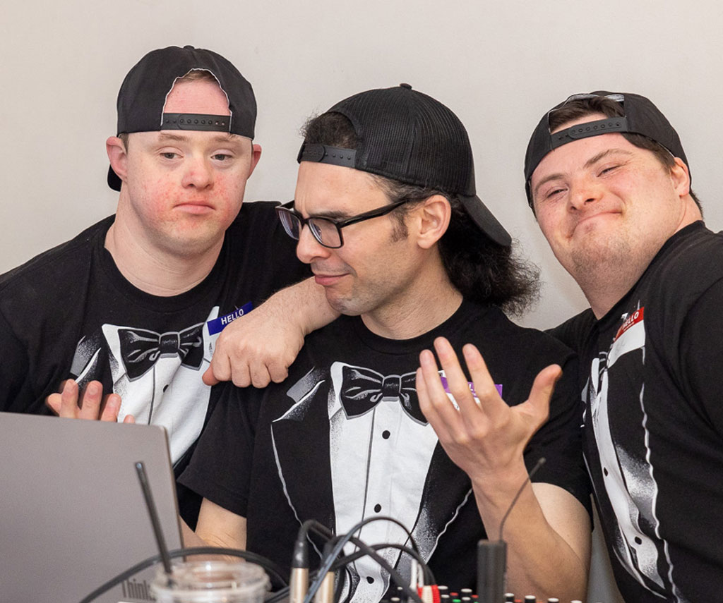 DJ